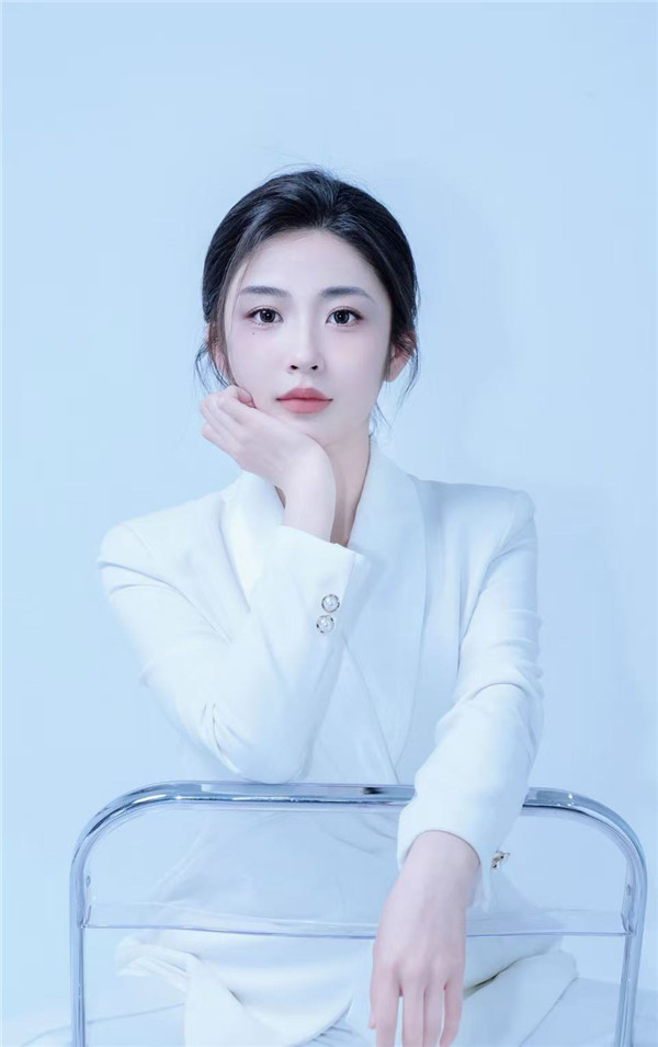 老师照片.jpg
